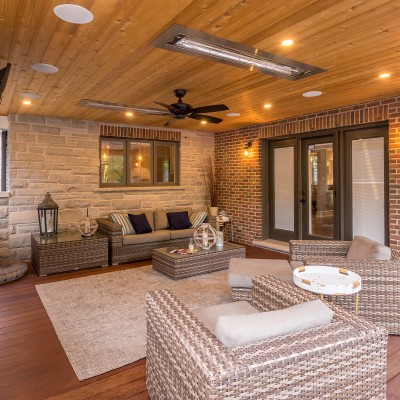 pool houses and cabanas