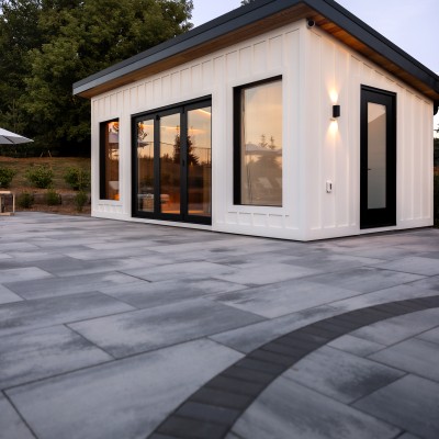 pool houses and cabanas