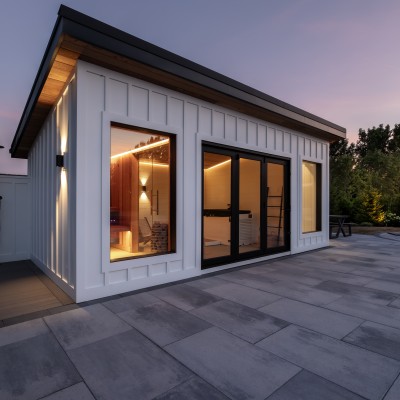 pool houses and cabanas