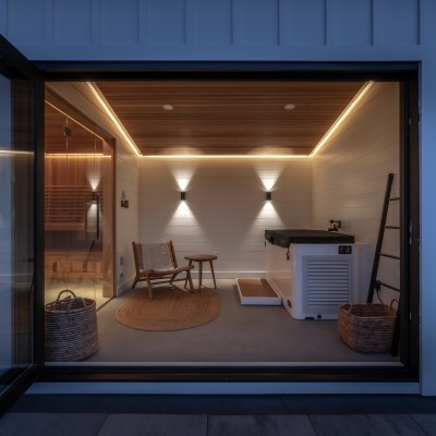 pool houses and cabanas